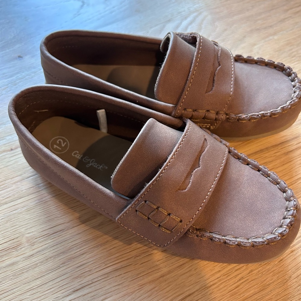 Boys Cat & Jack loafers size 12